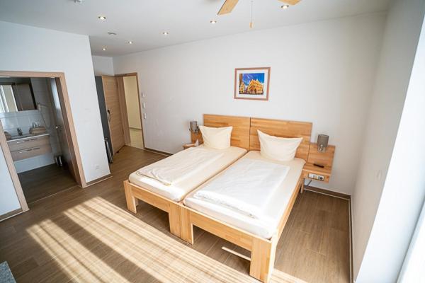 Boardinghouse Schellenberg Hotel Donauwoerth Ngoại thất bức ảnh